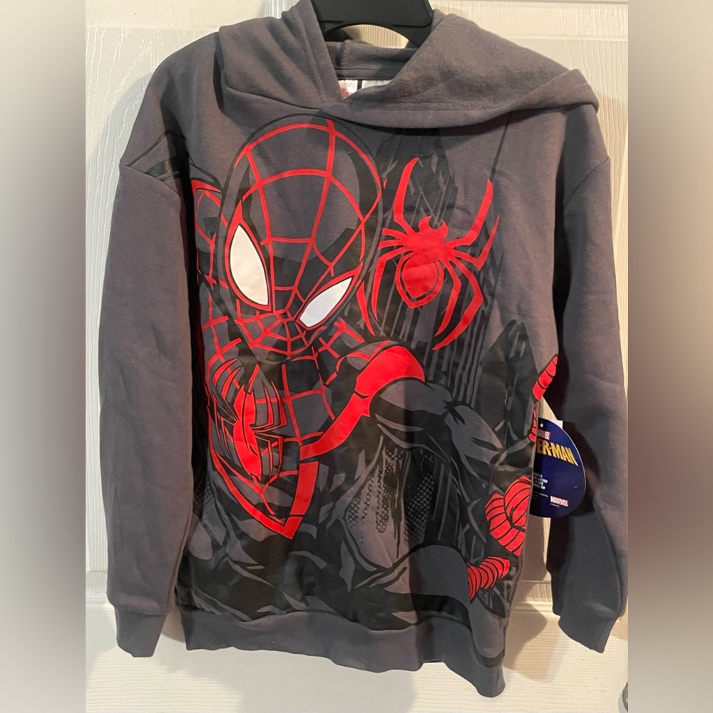 NWT Spider-Man Boys Hoodie Gray Red Graphic Size‎ 10/12 Marvel Pullover